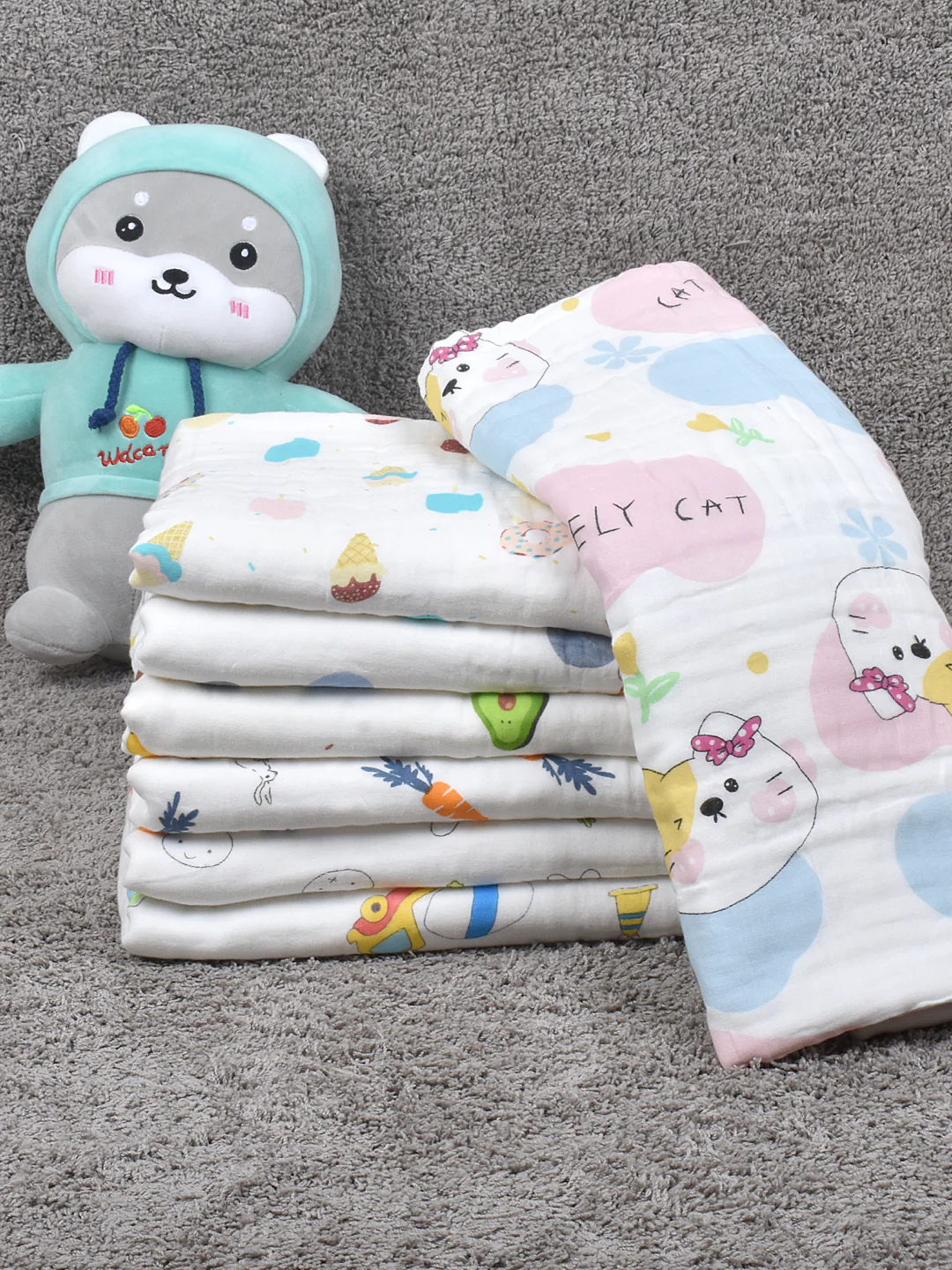 Moms Home Baby Super Soft Absorbent Muslin 6 Layer Towel | 60x120 cm | Lovely Cat - Image 4